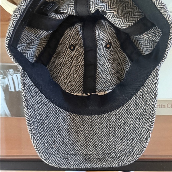 Janessa Leone Charcoal Herringbone Hat - Picture 5 of 7